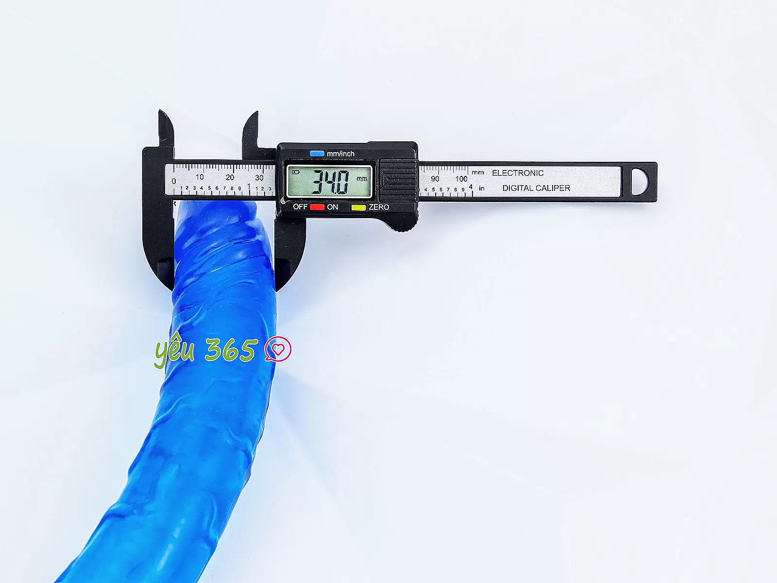 Dương vật giả 2 đầu dương vật và kích hậu xanh đỏ