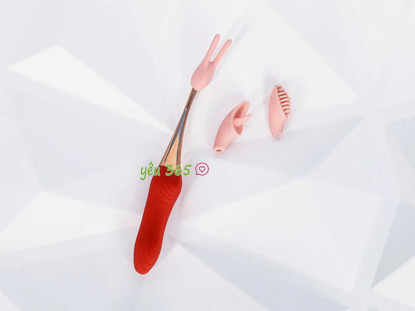 Máy mát xa điểm G 3 đầu pin sạc nhỏ gọn