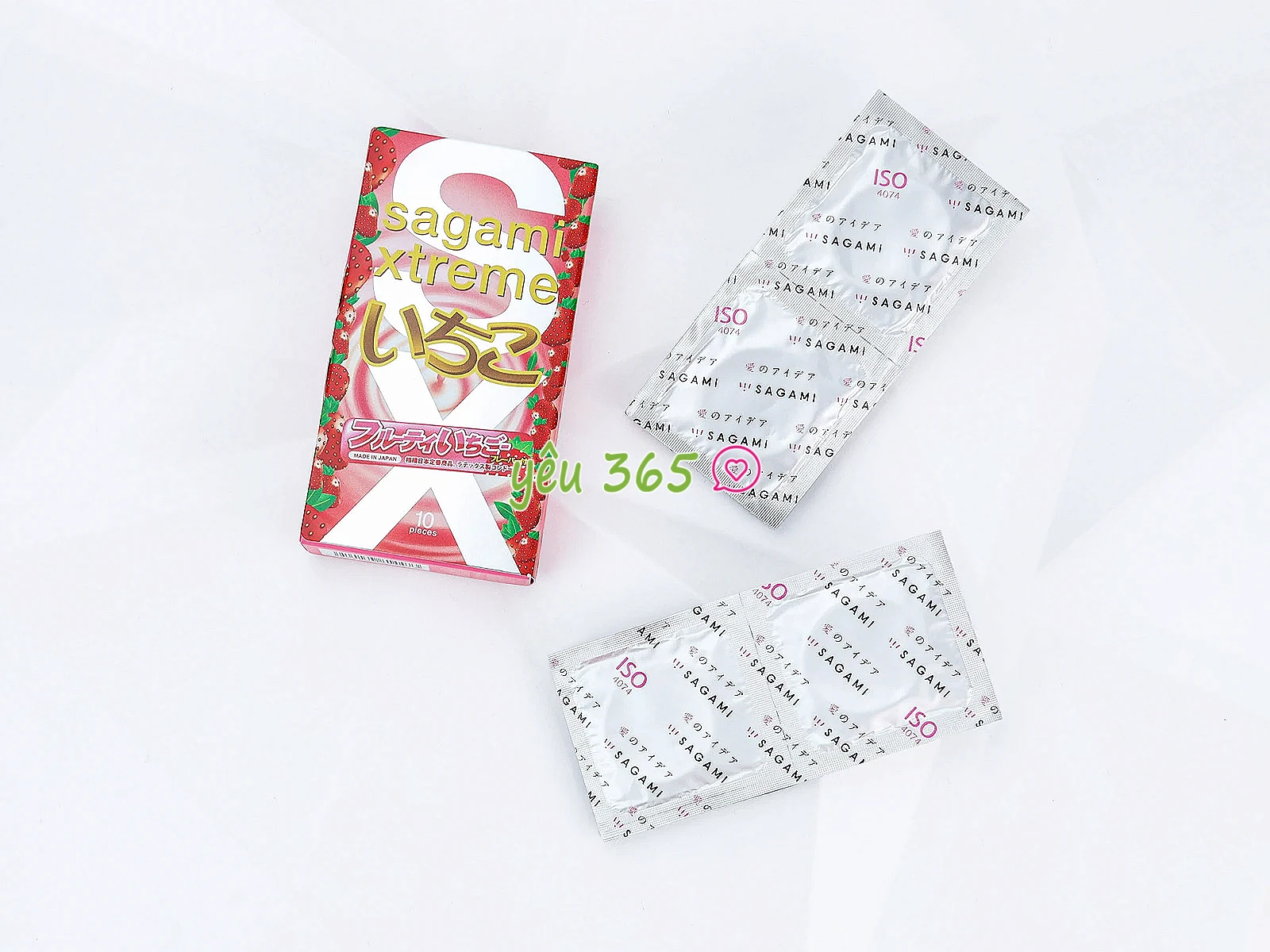 Bao cao su Sagami Xtreme Strawberry hương dâu tây thiết kế siêu mỏng, mang đến cảm giác chân thật