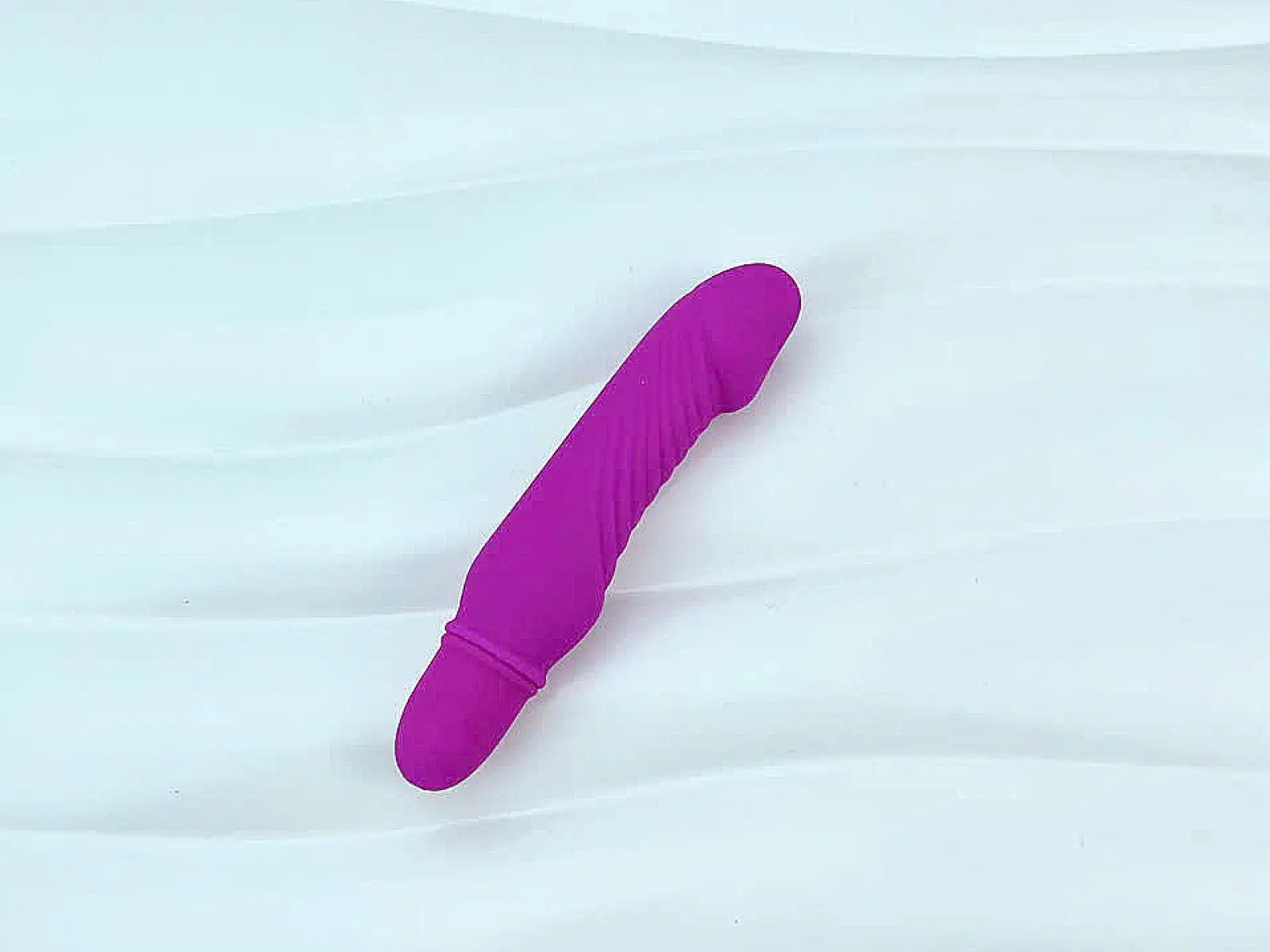 Thanh L&yacute; - Trứng rung dương vật kh&ocirc;ng c&ograve;n chức năng rung
