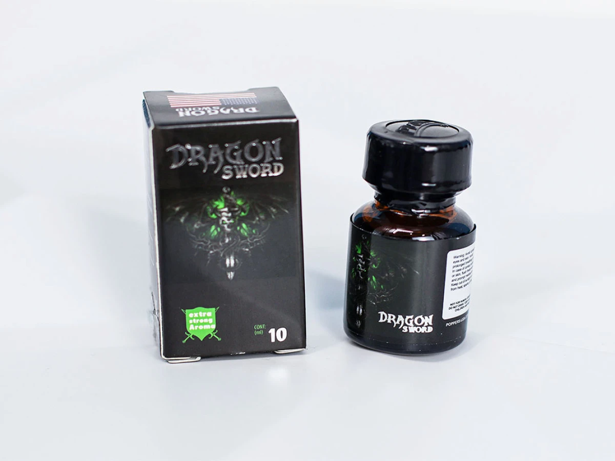 Chai hít Popper Dragon Sword 10ml tăng cảm giác hưng phấn