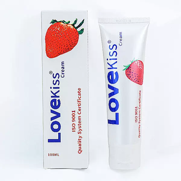 Gel bôi trơn Love Kiss Cream hương dâu 100ml