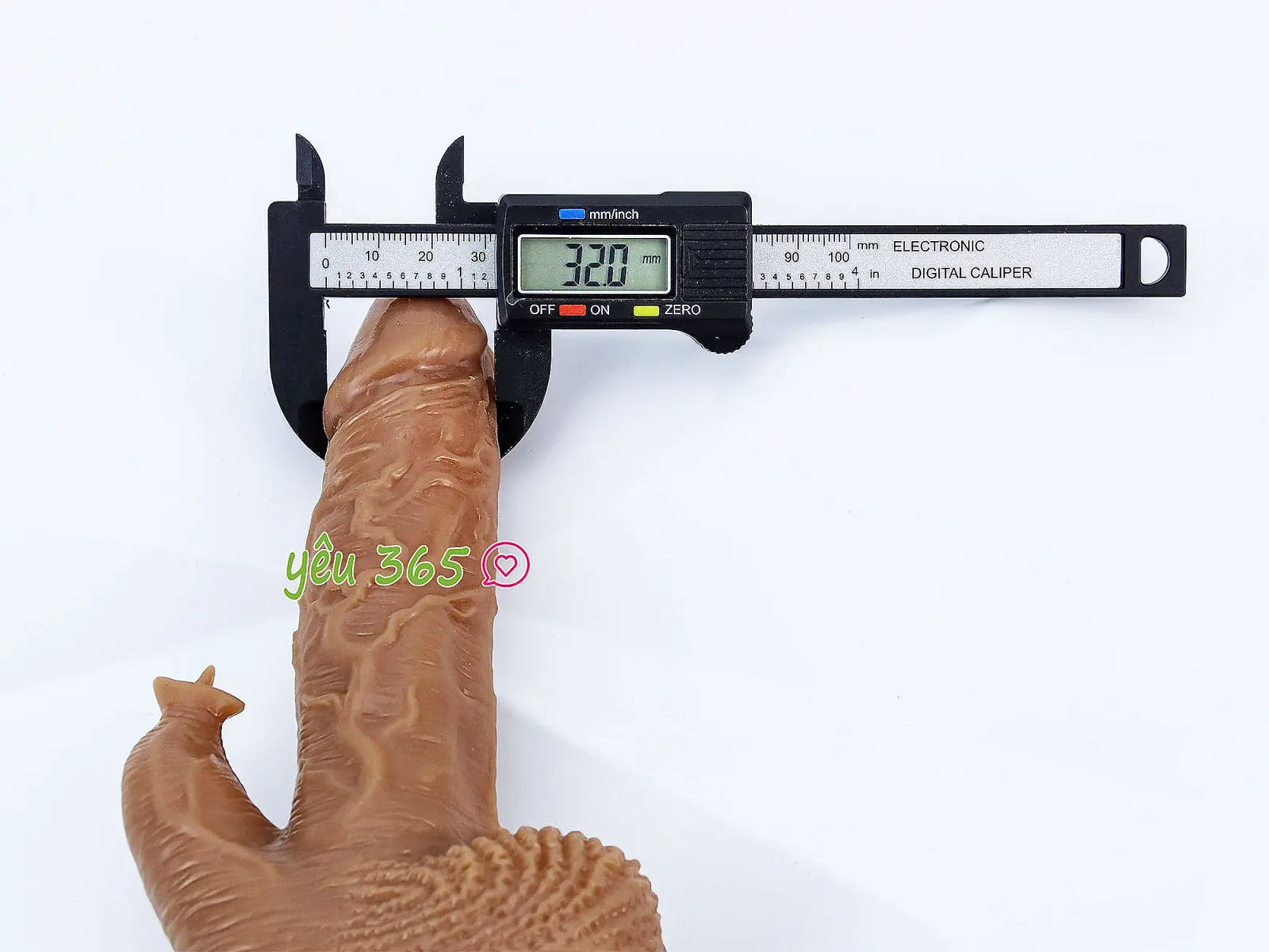 Dương vật giả có đế 2 đầu rung - thụt - ngoáy điều khiển từ xa