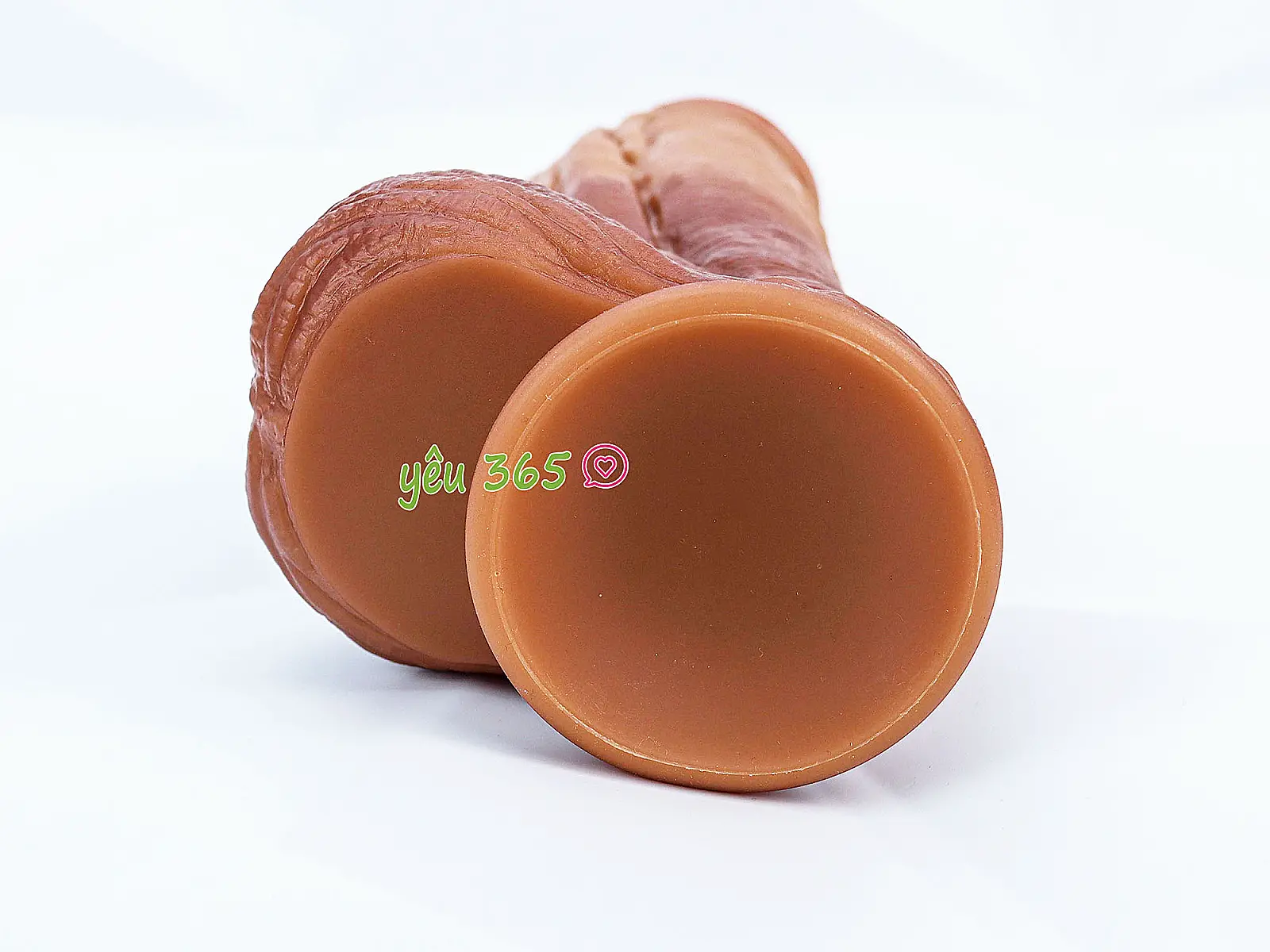 Dương vật giả gân guốc siêu khủng có đế