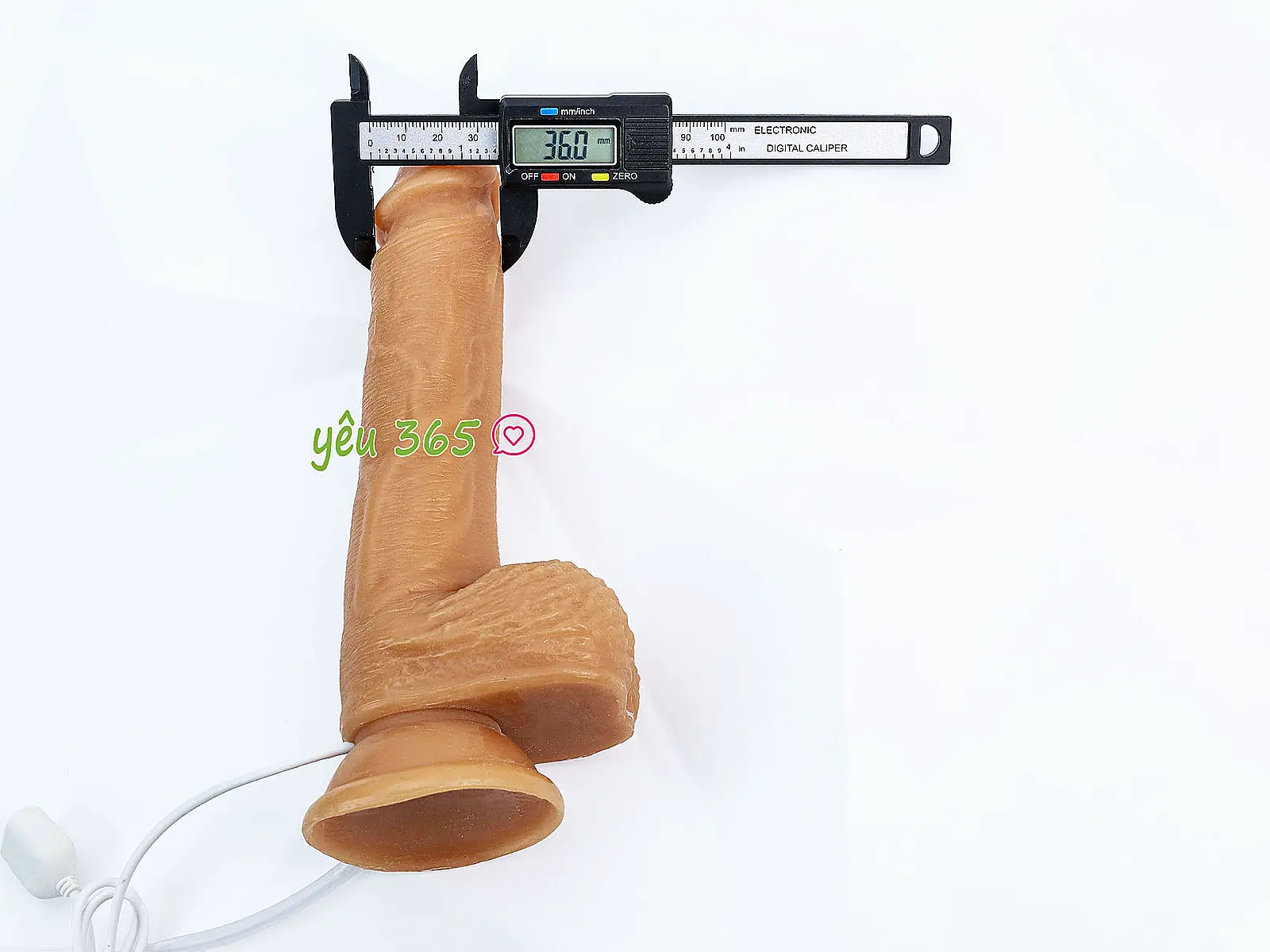Dương vật giả silicon rung xuất tinh giống thật