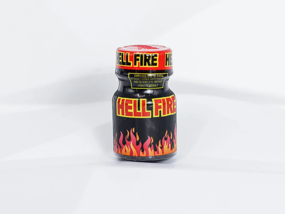 Chai hít Popper Hell Fire 10ml tăng cảm giác hưng phấn