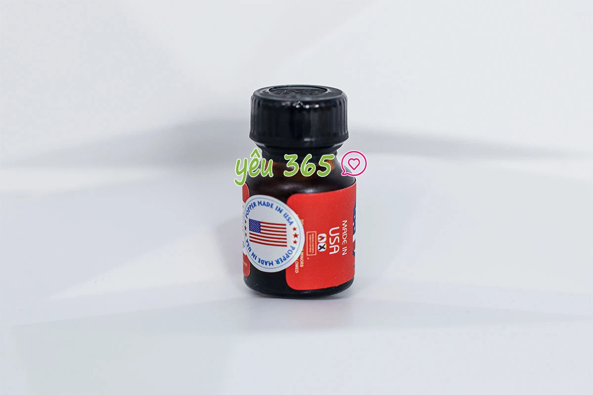 Chai hít Popper C4 Liquid Incense 10ml tăng cảm giác phấn khích