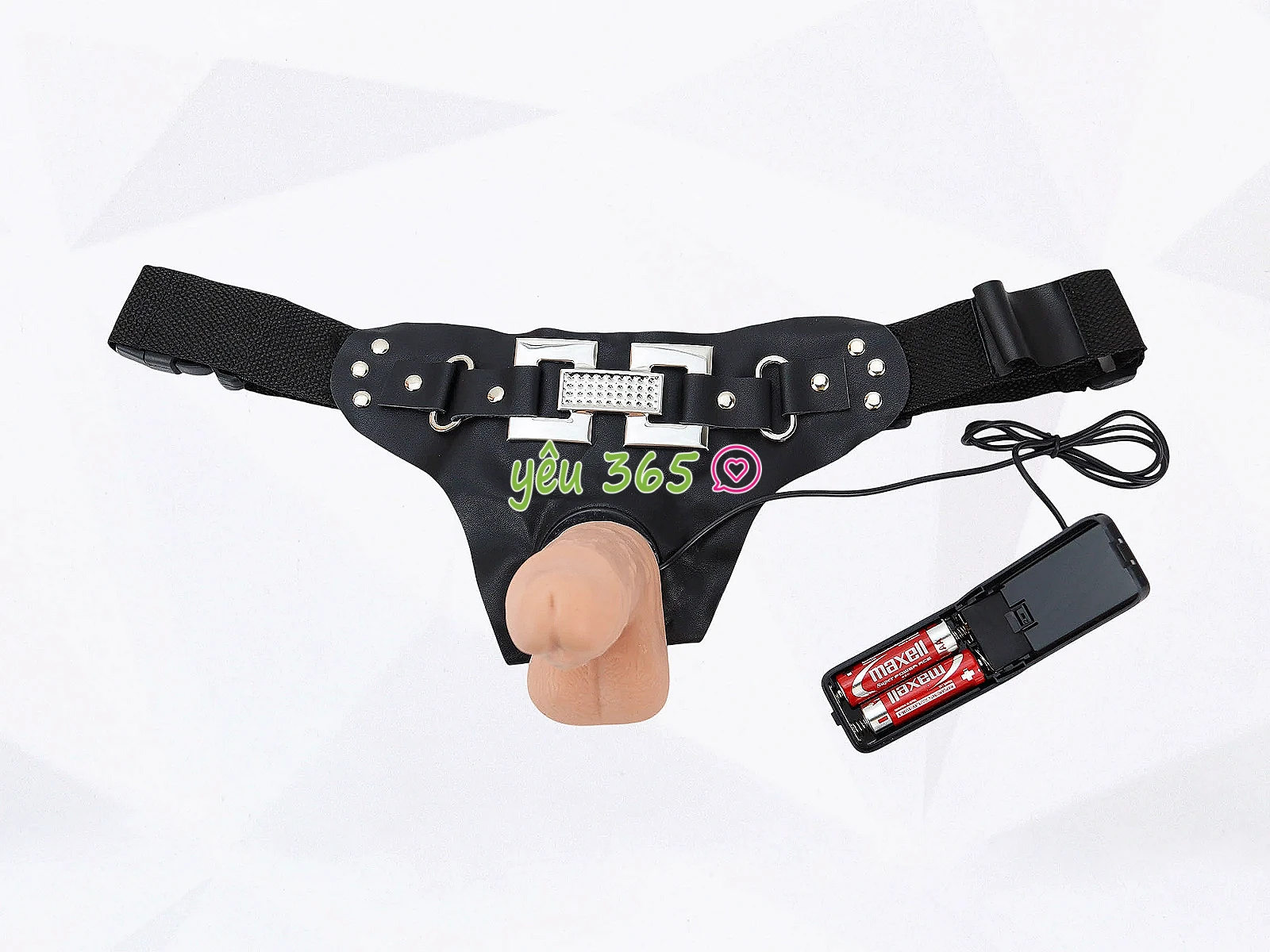 Dương vật giả có dây đeo Ultra Passionate Harness có rung