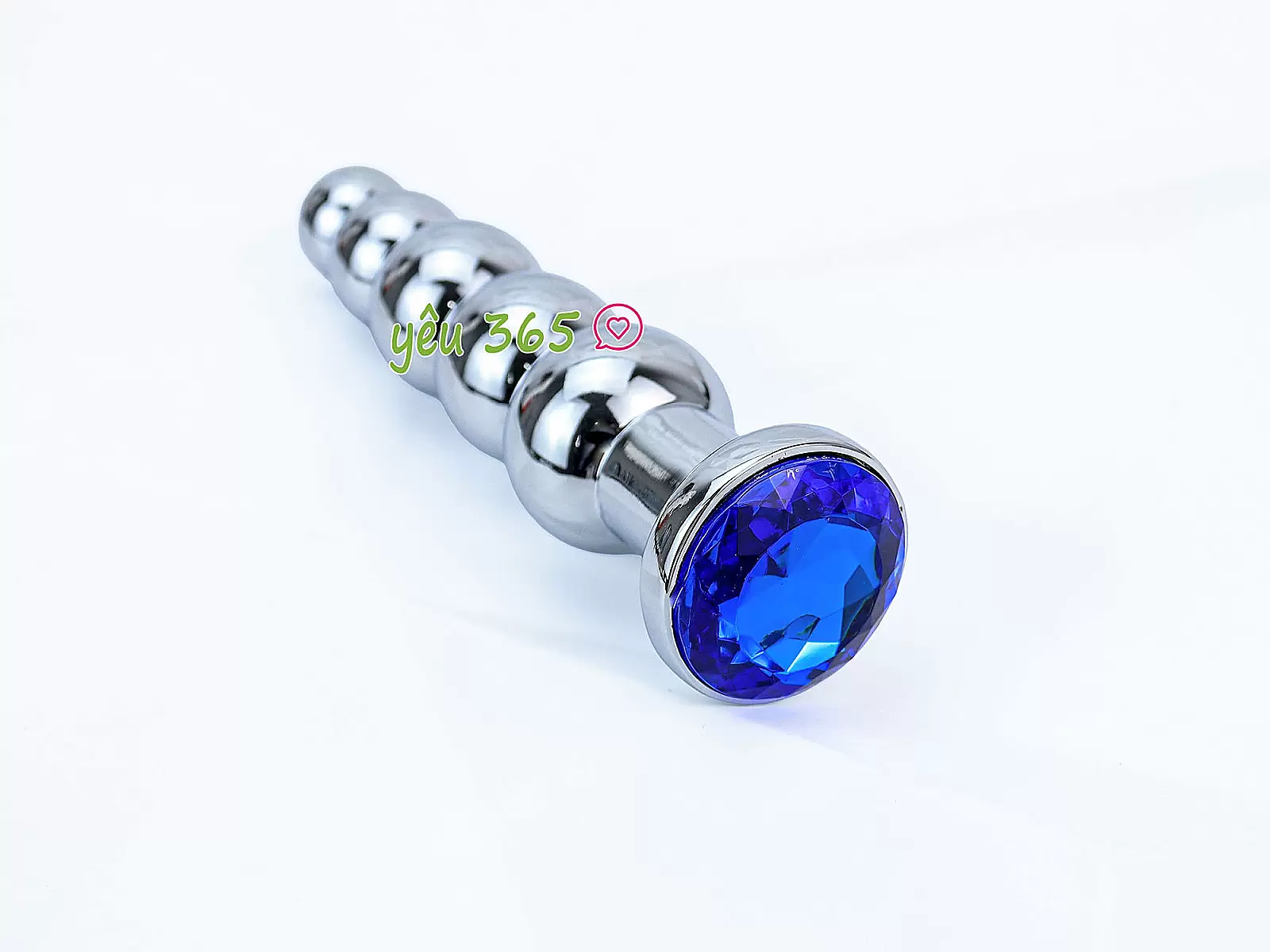 Dụng cụ kích thích hậu môn Inox chân dế pha lê