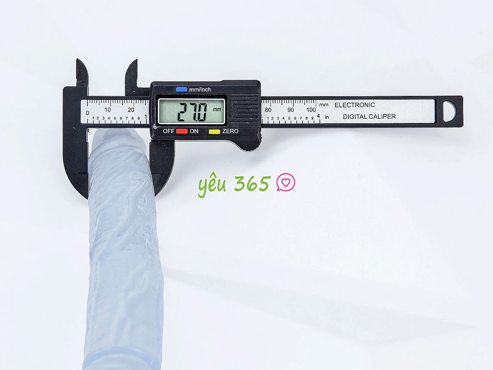 Dương vật giả có đế trong suốt cực sướng size nhỏ
