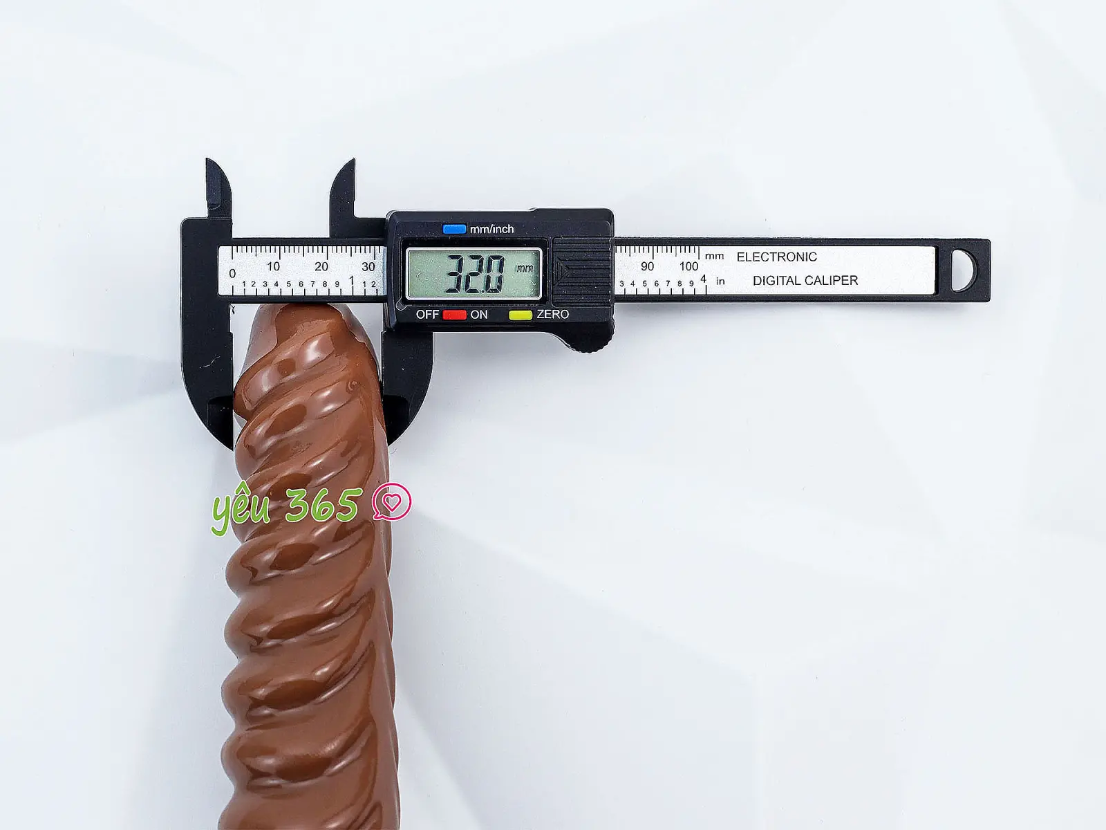 Dương vật giả có đế hình xoắn ốc giá rẻ