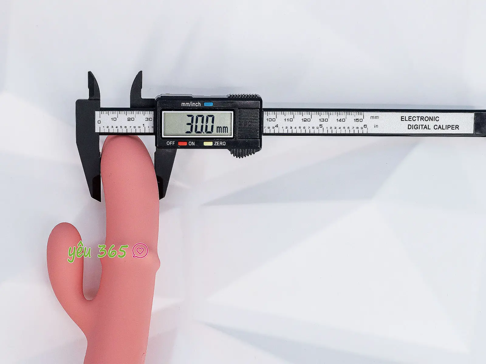 Máy mát xa kiểu dáng dương vật giả đa năng Svakom Mora Neo vòng bi