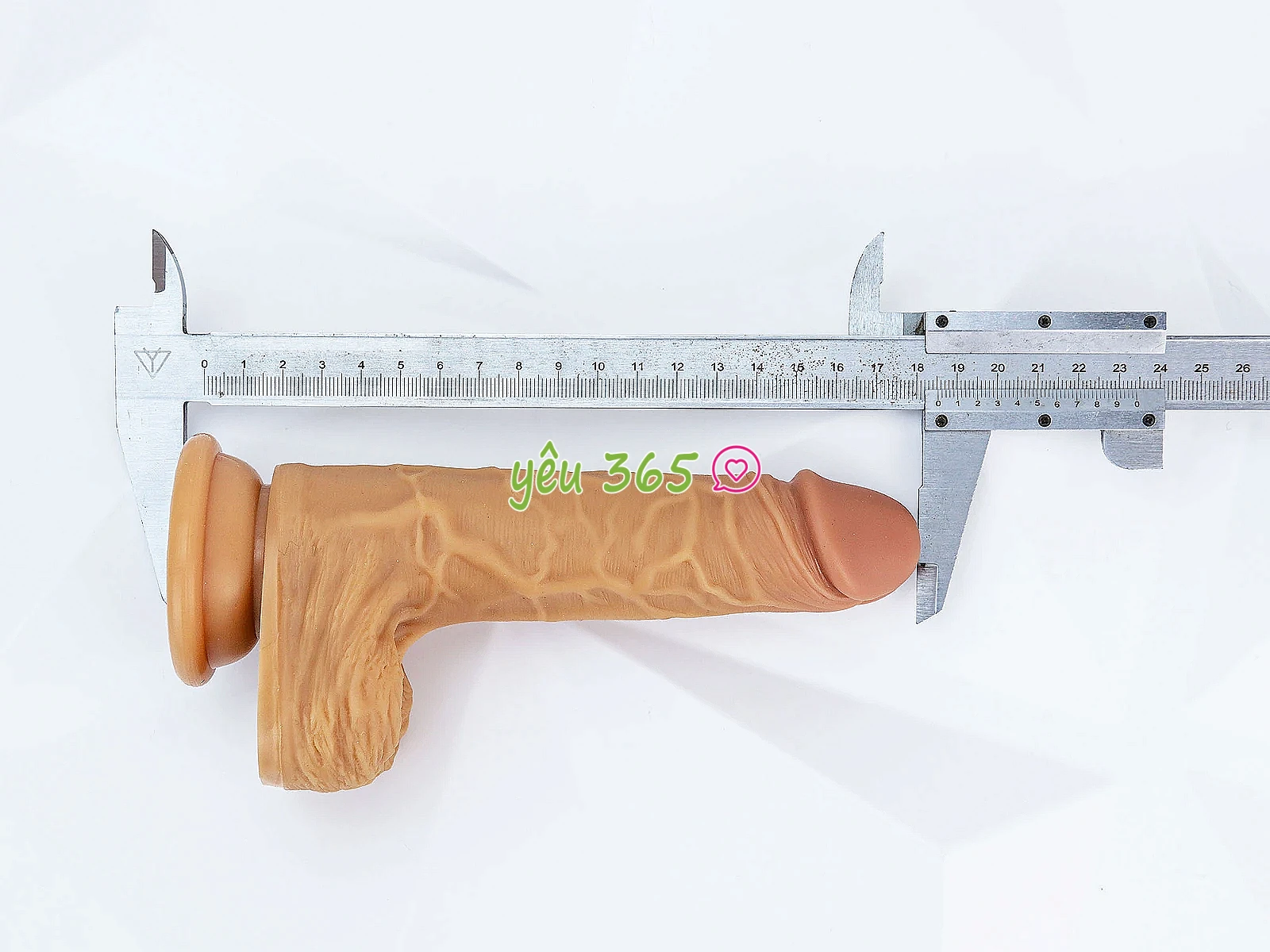 Dương vật giả có đế rung ngoáy ấm nóng pin sạc điều khiển không dây Yeain Devil