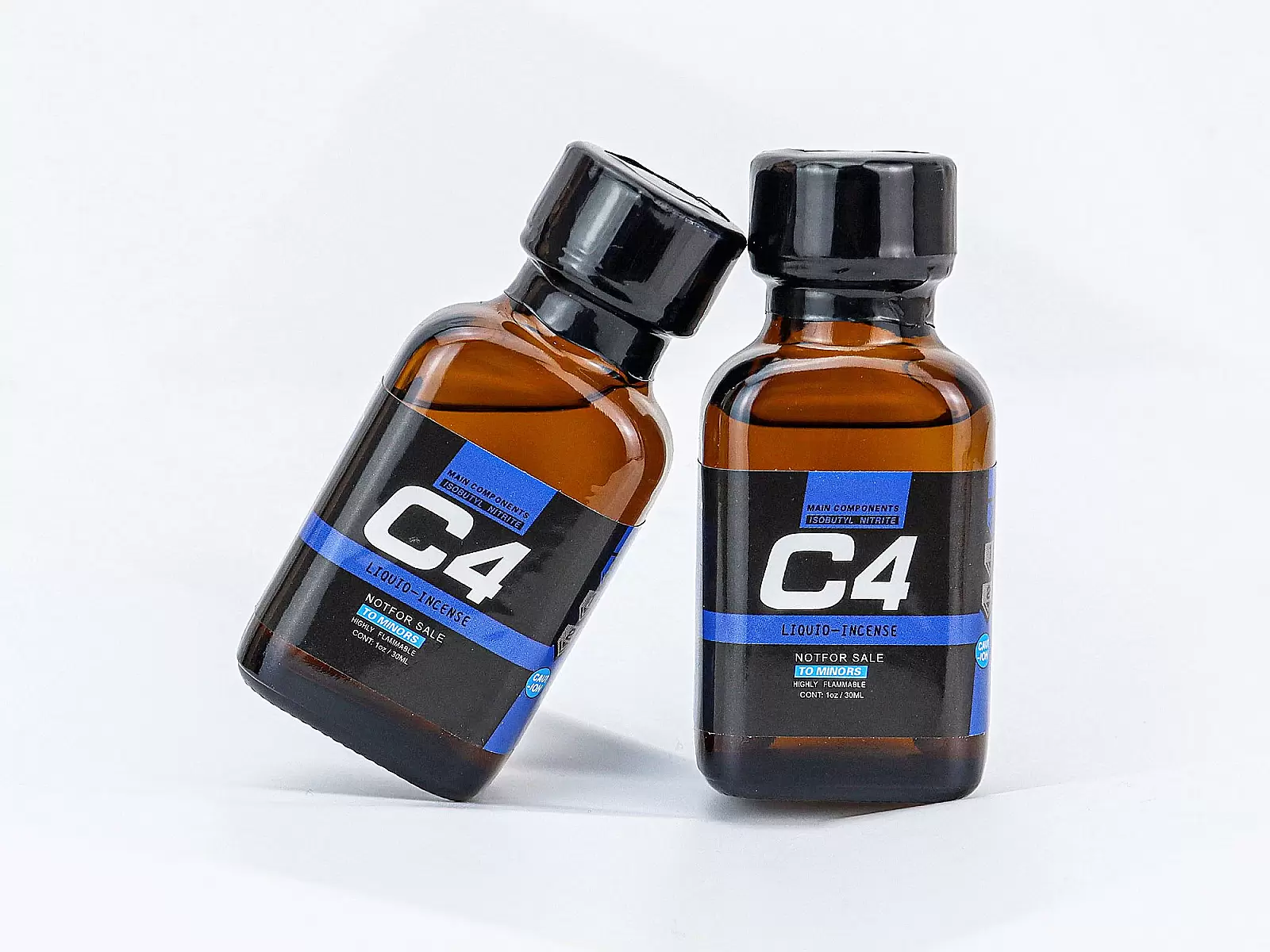 Chai hít C4 Liquid Incense 30ml kích thích hưng phấn mạnh