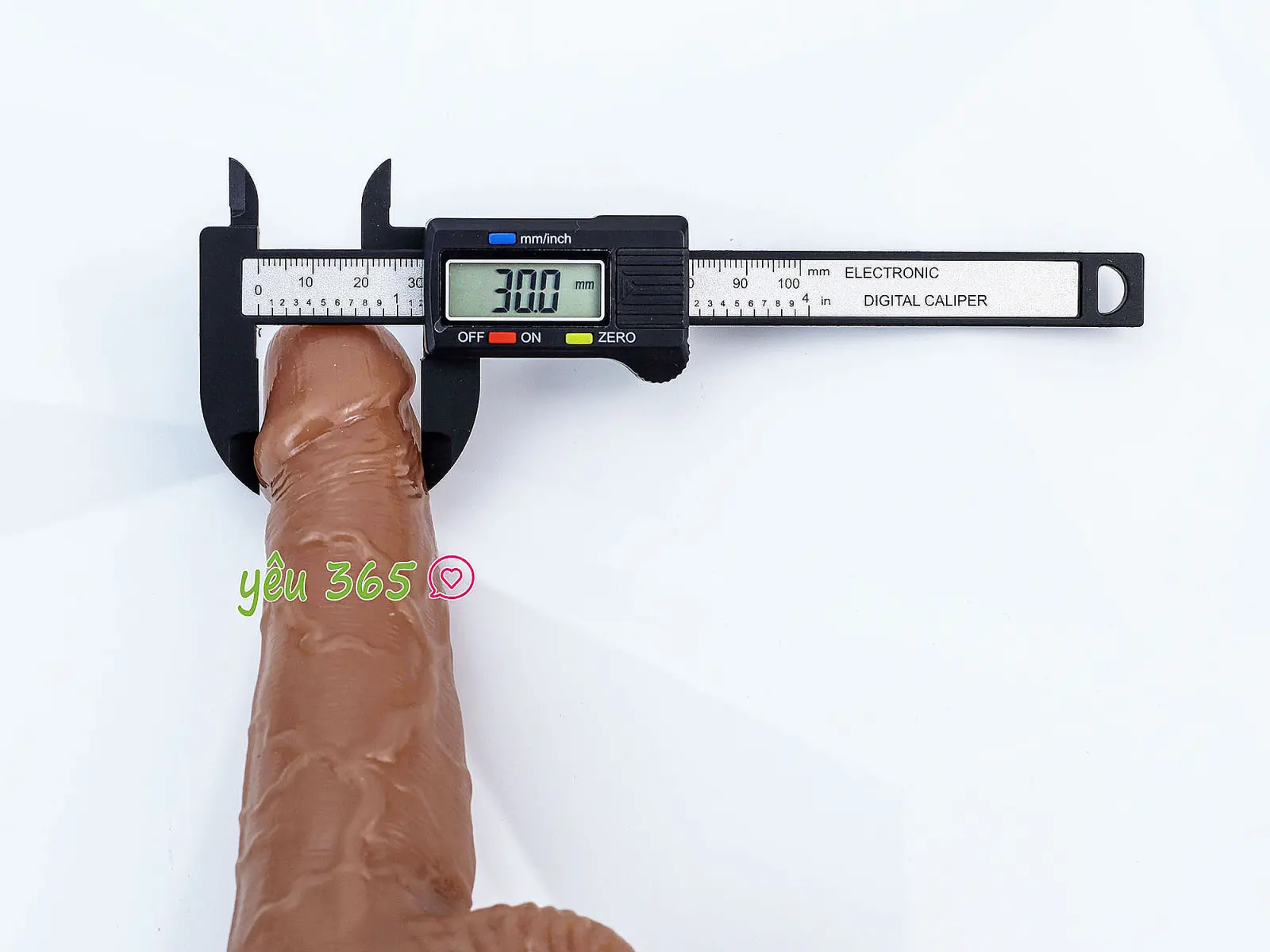 Dương vật giả có đế rung - thụt - ngoáy - phát nhiệt kèm điều khiển