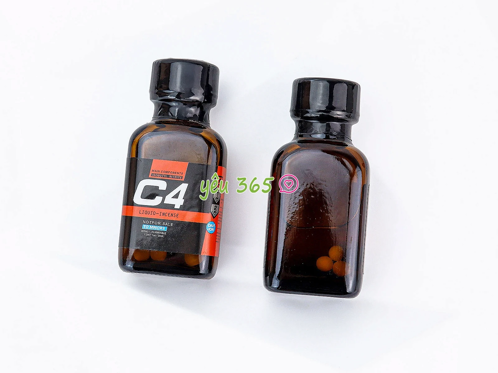 Chai hít C4 Liquid Incense Red 30ml tăng cảm giác khoái cảm