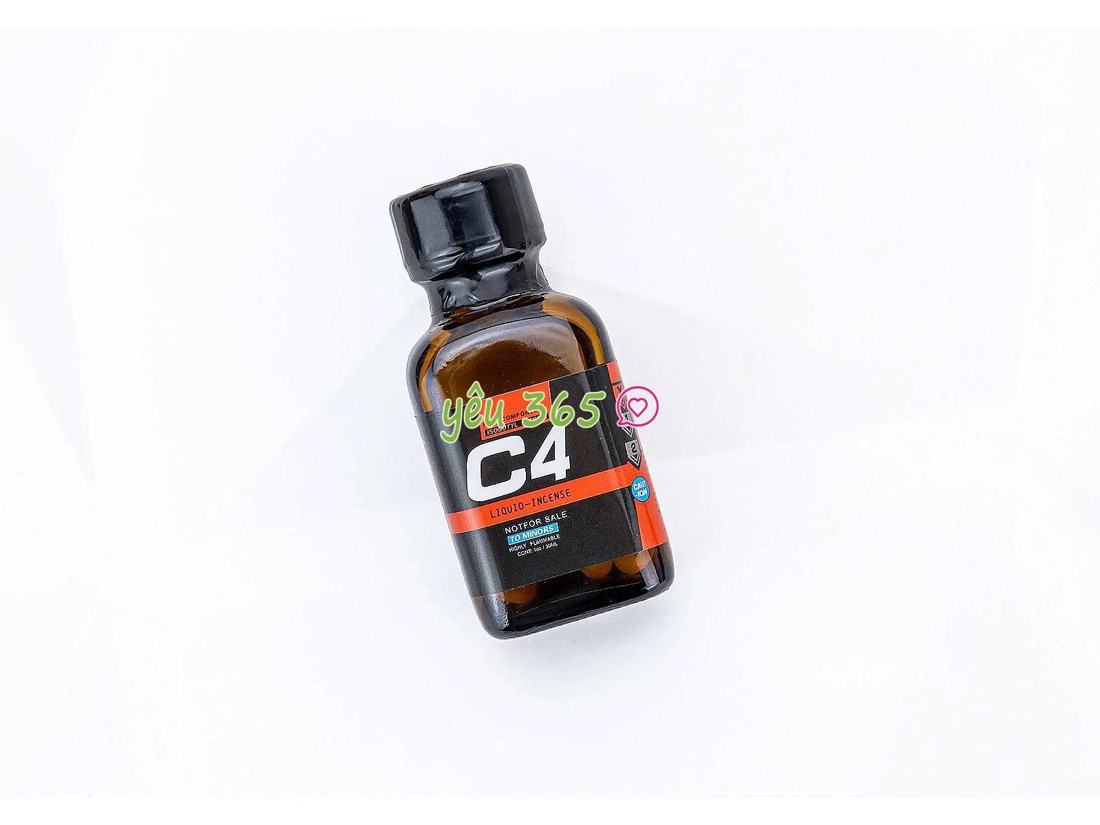 Chai hít C4 Liquid Incense Red 30ml tăng cảm giác khoái cảm