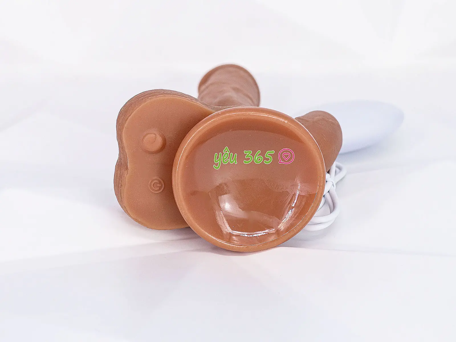 Dương vật giả có đế Dildo có nhánh lưỡi liếm kèm điều khiển