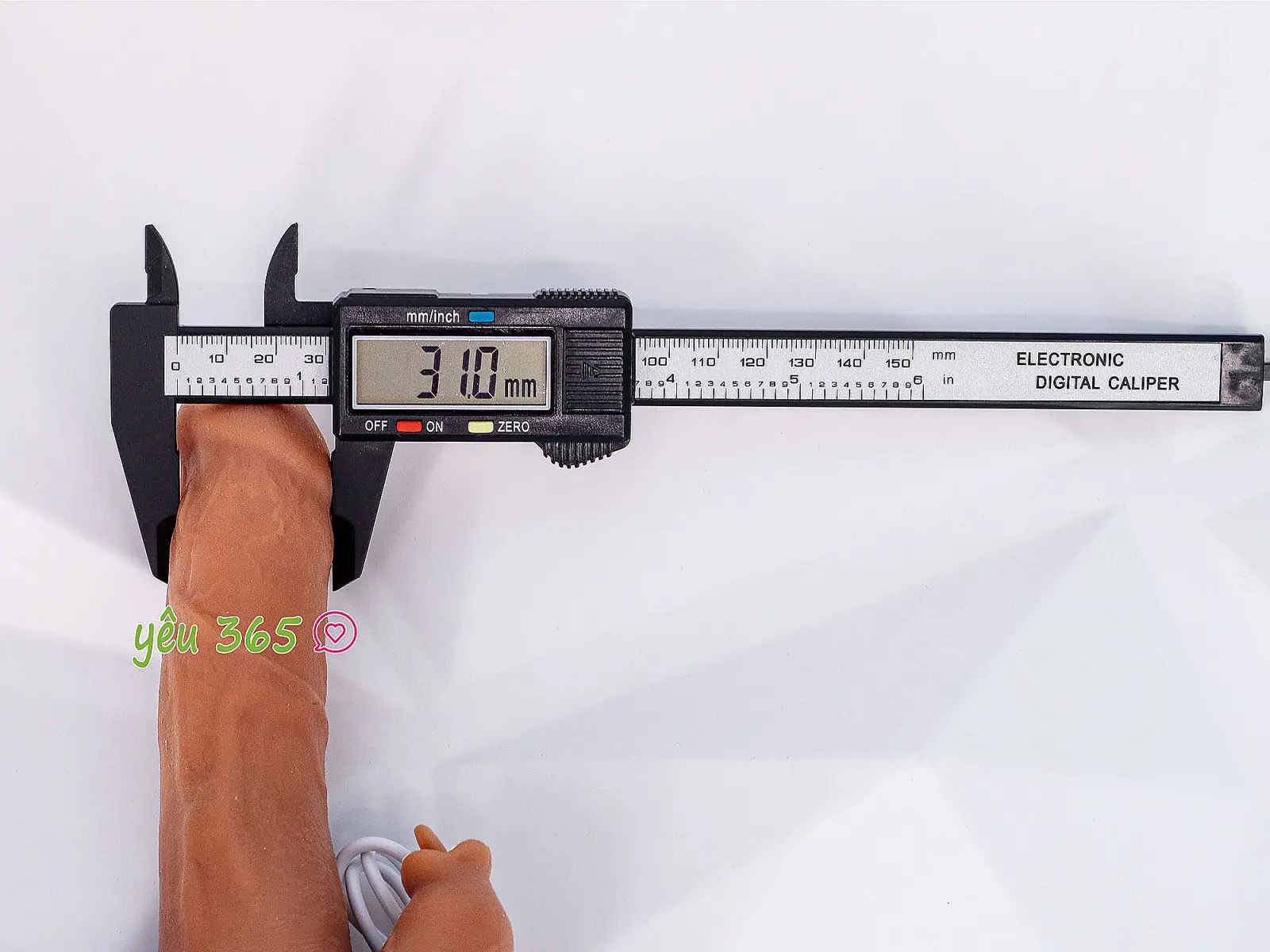 Dương vật giả có đế Dildo có nhánh lưỡi liếm kèm điều khiển