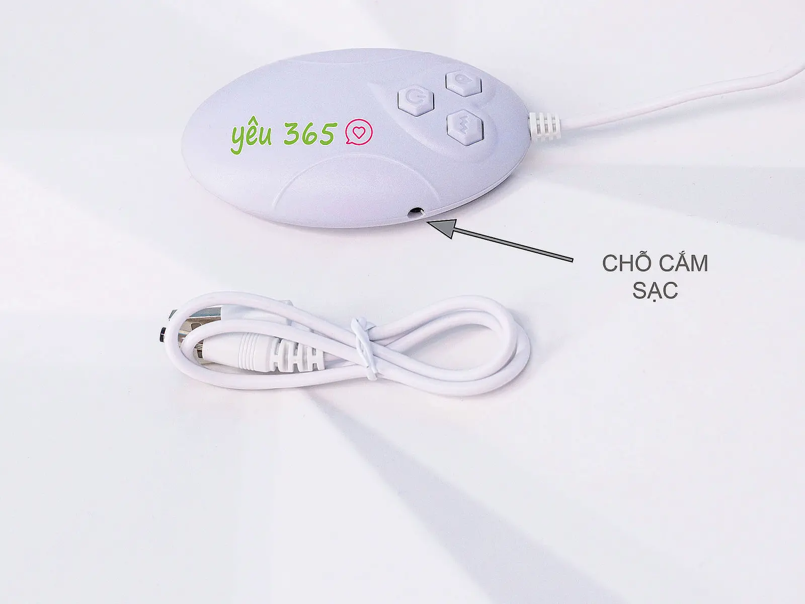 Dương vật giả có đế Dildo có nhánh lưỡi liếm kèm điều khiển