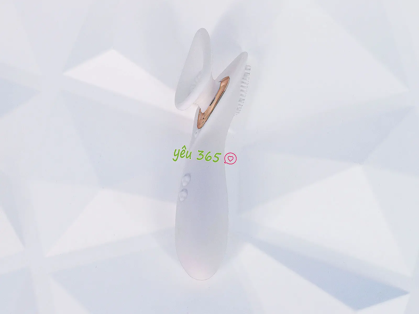 Máy mát-xa âm đạo YEAIN Scent Wave với công nghệ hút & rung đỉnh cao