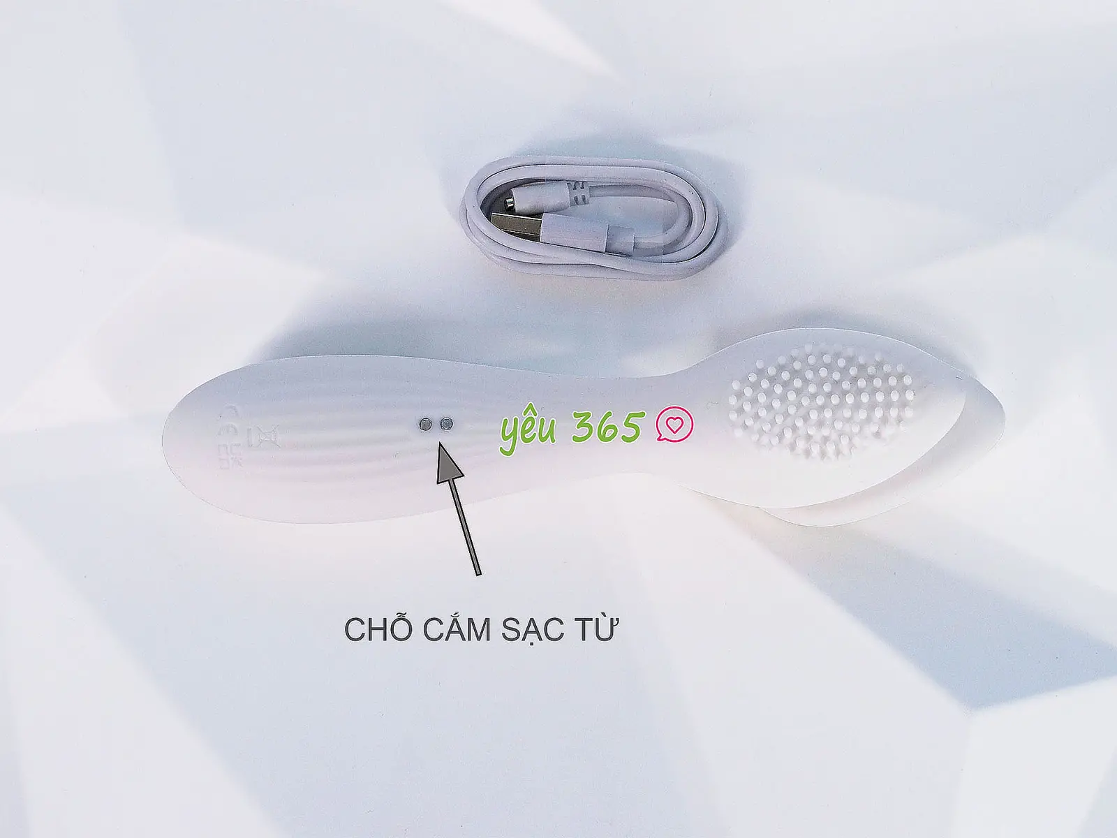 Máy mát-xa âm đạo YEAIN Scent Wave với công nghệ hút & rung đỉnh cao